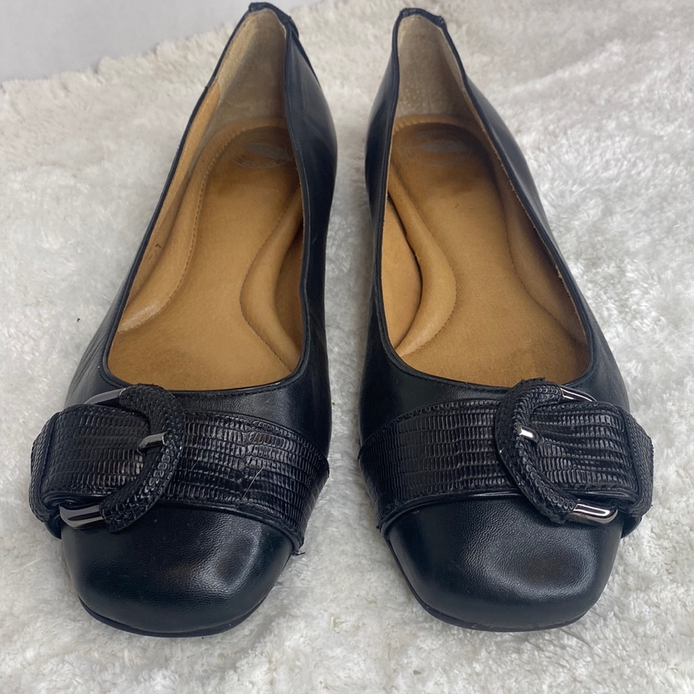 Pristine Nurture Women's Carine Ballet Flats Black Leather Slip On Buckle 9.5